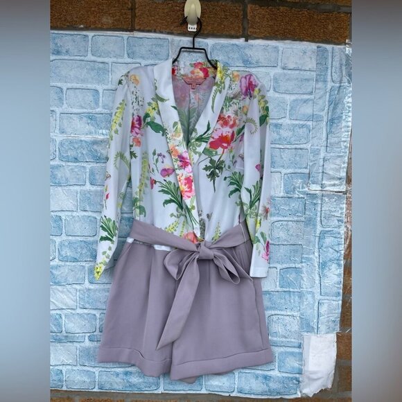 Ted Baker Playsuit - Antiguo Wallpaper size 2 /8 - Picture 3 of 15